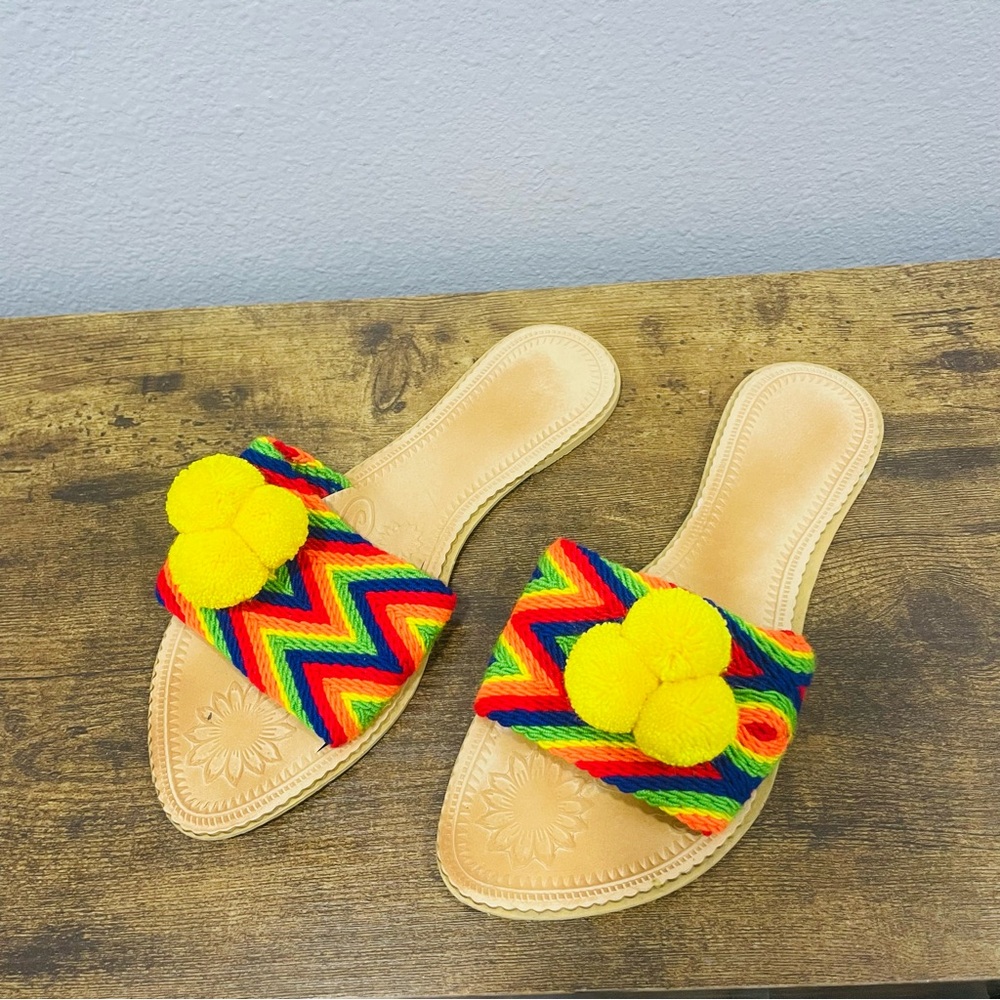 Katico Colorful PomPom & Zigzag Women's Flat Slip On Sandals Size 9